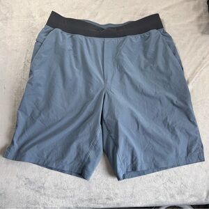 Lululemon Men's Pace Breaker Lineless Shorts 9" Size Large